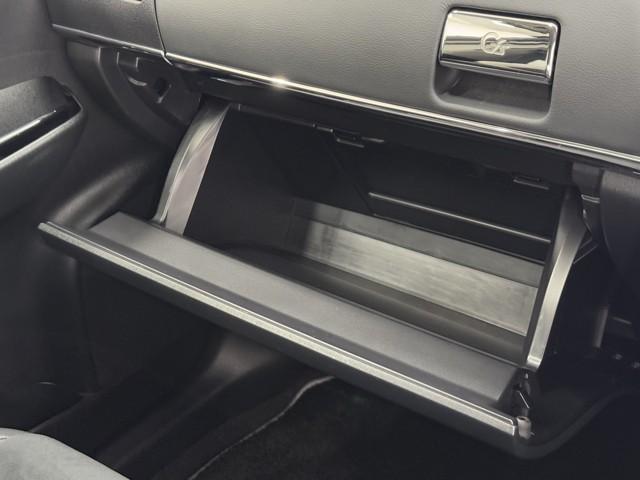 プリウスアルファ Sツーリングセレクション・G’s(12枚目)