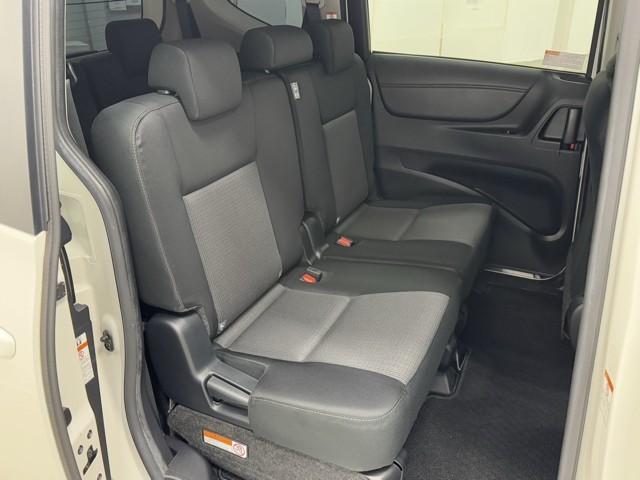 シエンタ ハイブリッドG ブレーキサポート ECOモード LEDライト Bカメラ 地デジ クルコン DVD キーフリー スマキー 横滑り防止システム メモリナビ ナビTV ウォークスルー ETC ドライブレコーダー PW PS(17枚目)