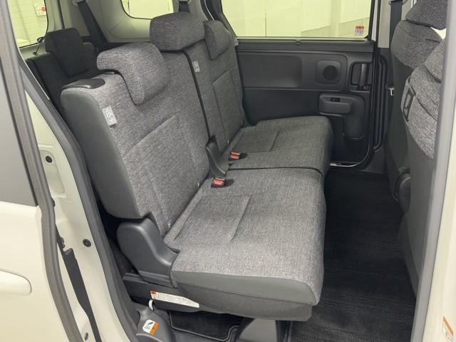 シエンタ ハイブリッドＺ　ＴＳＳ　エアバック　デモカー　アルミ　キーレスエントリー　ナビＴＶ　イモビライザー　整備記録簿　バックモニター　ＬＥＤヘッドライト　ＥＴＣ車載器　横滑り防止　スマートキー　オートエアコン　ＷＳＲＳ（16枚目）