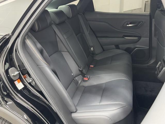 クラウンクロスオーバー Gアドバンスド・レザーパッケージ TSS レザー フルセグTV パワーシート LEDヘッドライト クルーズコントロール Bカメラ ドライブレコーダ オートエアコン アルミホイル ワンオーナー ETC付 横滑り防止装置 4WD TV(17枚目)