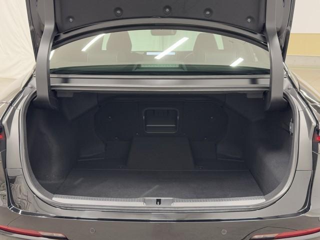 クラウンクロスオーバー Gアドバンスド・レザーパッケージ TSS レザー フルセグTV パワーシート LEDヘッドライト クルーズコントロール Bカメラ ドライブレコーダ オートエアコン アルミホイル ワンオーナー ETC付 横滑り防止装置 4WD TV(18枚目)