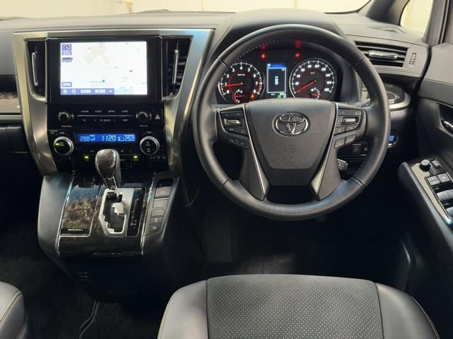 アルファード ２．５Ｓ　タイプゴールド　イモビ　バックモニタ－　ＬＥＤランプ　１オーナー車　リアオートエアコン　点検記録簿　ドライブレコーダ　エアコン　ＤＶＤプレーヤー　横滑防止装置　ＡＣ１００Ｖ電源　アルミ　パワーウィンドウ　ＡＢＳ（2枚目）