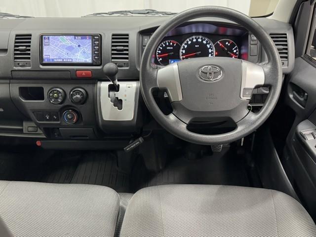 ハイエースバン ロングＤＸ　ブレーキサポート　リアカメラ　ＰＷ　運転席エアバッグ　ナビテレビ　横滑り防止　整備点検記録簿　イモビ付　パワーステアリング　エアコン　ミュージックプレイヤー接続可　ＡＢＳ　キーレス　ワンセグテレビ（10枚目）