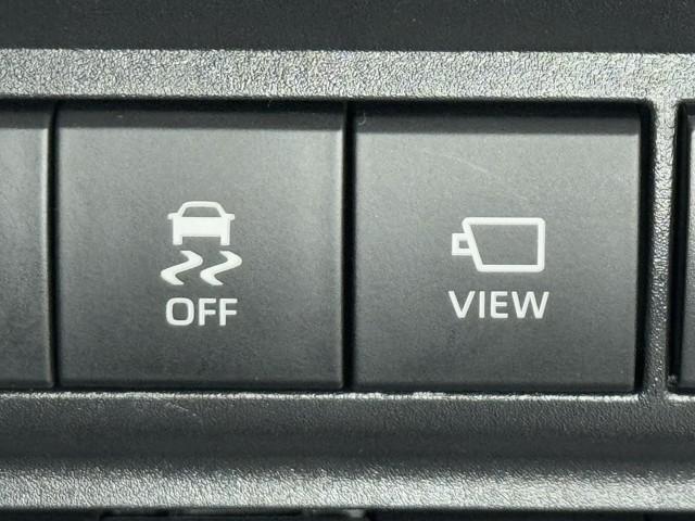 ヤリスクロス ハイブリッドＺ　クルーズＣ　横滑防止装置　リアカメラ　フルセグ地デジ　ＬＥＤライト　メモリーナビゲーション　点検記録簿　ナビ＆ＴＶ　盗難防止装置　電動シート　ドライブレコーダー　ＡＷ　キーレス　ＤＶＤ再生　ＡＢＳ（13枚目）