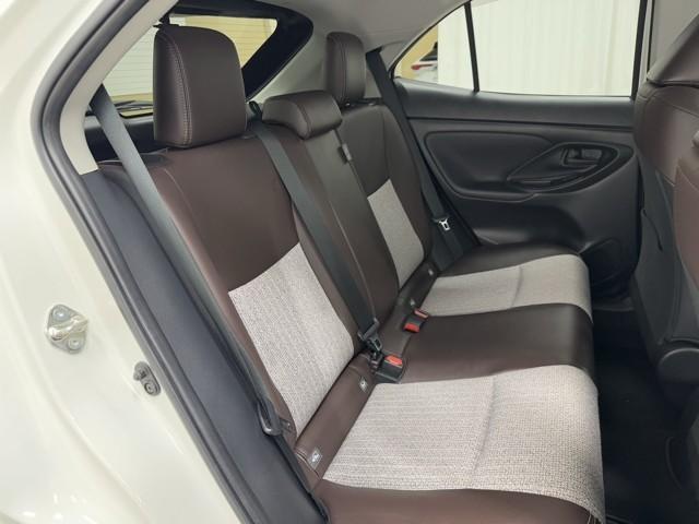 ヤリスクロス ハイブリッドＺ　クルーズＣ　横滑防止装置　リアカメラ　フルセグ地デジ　ＬＥＤライト　メモリーナビゲーション　点検記録簿　ナビ＆ＴＶ　盗難防止装置　電動シート　ドライブレコーダー　ＡＷ　キーレス　ＤＶＤ再生　ＡＢＳ（17枚目）