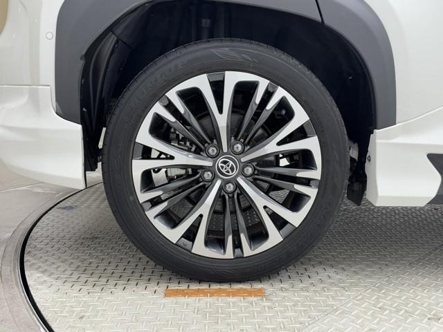 ヤリスクロス ハイブリッドＺ　クルーズＣ　横滑防止装置　リアカメラ　フルセグ地デジ　ＬＥＤライト　メモリーナビゲーション　点検記録簿　ナビ＆ＴＶ　盗難防止装置　電動シート　ドライブレコーダー　ＡＷ　キーレス　ＤＶＤ再生　ＡＢＳ（19枚目）