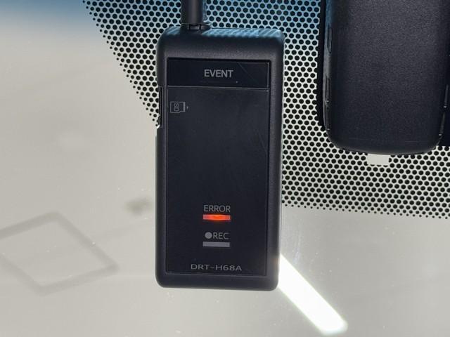 ハリアー プレミアム　ワンオーナ　カーテンエアバッグ　クルーズＣ　記録簿あり　Ｂカメラ　電動パワーシート　ＬＥＤライト　メモリナビ　横滑り防止機能　オートエアコン　Ａストップ　エアバッグ　ＡＷ　ＤＶＤ再生可　ナビ＆ＴＶ（5枚目）