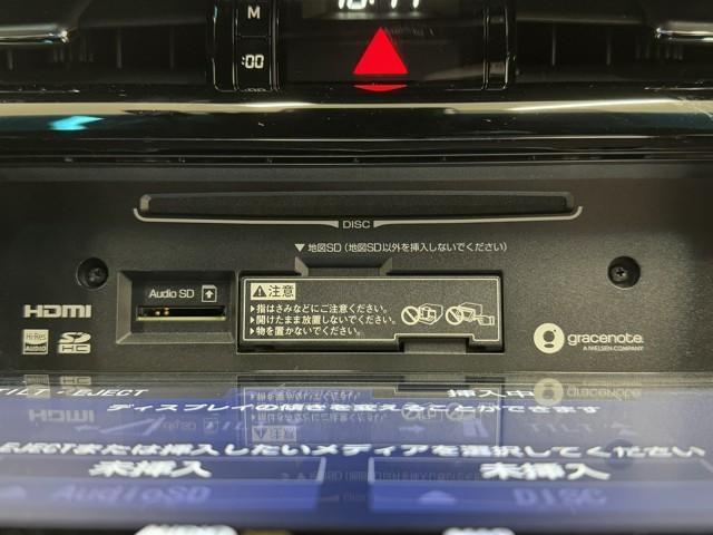 ハリアー プレミアム　ワンオーナ　カーテンエアバッグ　クルーズＣ　記録簿あり　Ｂカメラ　電動パワーシート　ＬＥＤライト　メモリナビ　横滑り防止機能　オートエアコン　Ａストップ　エアバッグ　ＡＷ　ＤＶＤ再生可　ナビ＆ＴＶ（14枚目）