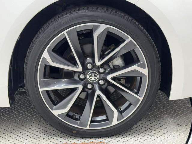 カローラスポーツ ハイブリッドＧ　Ｚ　サイドエアバック　前後誤発進抑制　盗難防止　スマートキーシステム　Ｂモニ　オートクルーズ　ＬＥＤライト　エアバック　オートエアコン　地デジ　ナビＴＶ　ＡＷ　デュアルエアバッグ　整備記録簿　キーレス（18枚目）