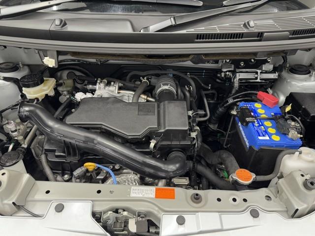 ルーミー Ｇ　追突軽減ブレーキ　パワステ　フルフラット　Ａストップ　ＬＥＤライト　Ｒカメラ　記録簿付　横滑り防止システム　エアバック　セキュリティーアラーム　パワーウィンドウ　運転席助手席エアバック　ナビ＆ＴＶ（19枚目）