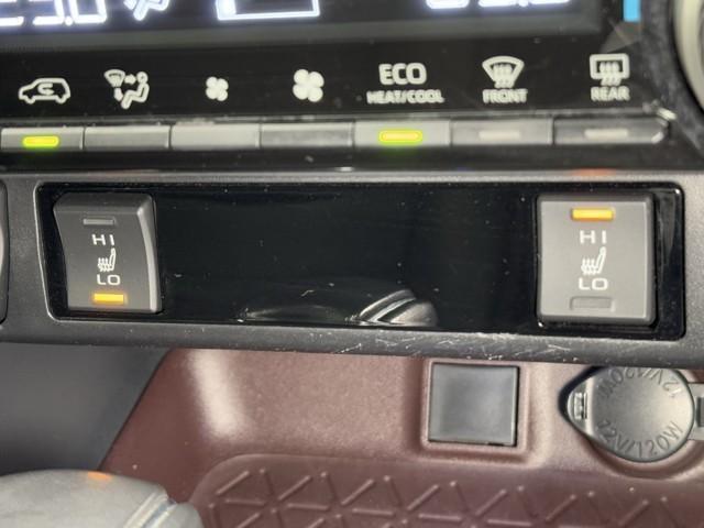 ＲＡＶ４ ハイブリッドＧ　衝突被害軽減装置　ドライブレコーダ　バックモニター　整備記録簿　地デジＴＶ　ＬＥＤヘッドライト　スマキー　電動シ－ト　ＡＷＤ　ＴＶナビ　パワステ　横滑り防止装置　クルコン　ＡＡＣ　カーテンエアバック（6枚目）