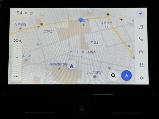 ヴォクシー ハイブリッドＳ－Ｚ　パワーウィンドウ　ＤＶＤ再生機能　インテリキー　横滑防止装置　地デジＴＶ　アクティブクルーズコントロール　１オナ　フルオートエアコン　リアカメラ　エアバッグ　ＡＢＳ　１００Ｖ充電　ナビＴＶ　ＷＡＣ（5枚目）