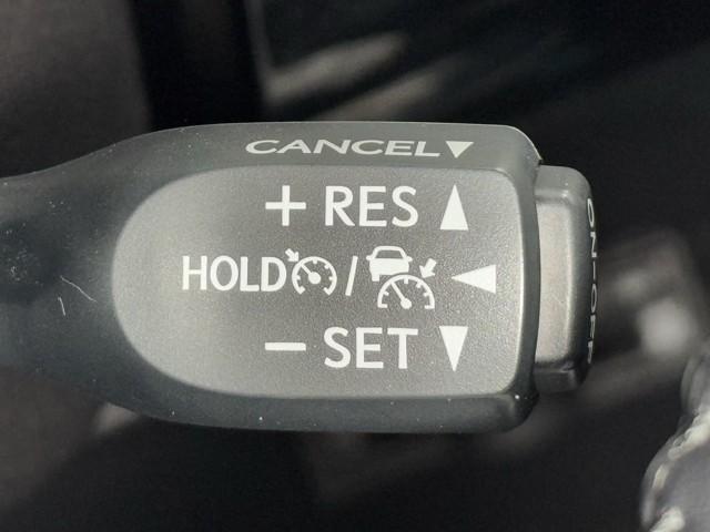 プリウス Ａ　衝突軽減ブレーキシステム　Ｂモニタ　記録簿有　ＬＥＤヘッド　クルーズコントロール　セキュリティー　スマートキー　パワーステアリング　Ｐシート　Ｉストップ　ドライブレコーダー　ＥＴＣ　１オーナー　ＳＲＳ（11枚目）