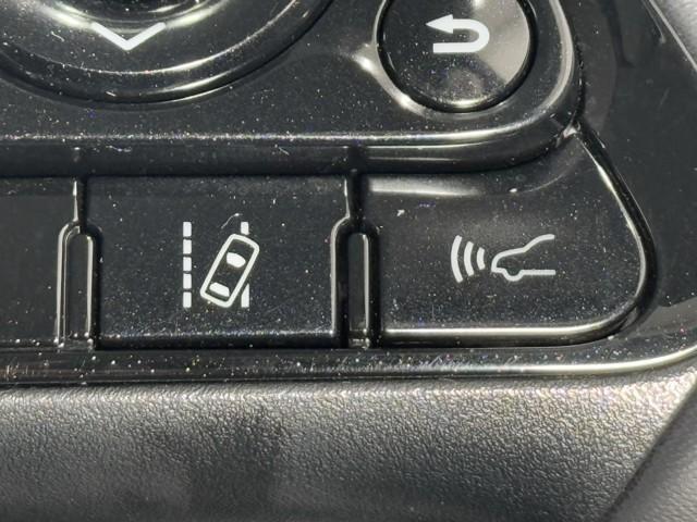 プリウス Ａ　衝突軽減ブレーキシステム　Ｂモニタ　記録簿有　ＬＥＤヘッド　クルーズコントロール　セキュリティー　スマートキー　パワーステアリング　Ｐシート　Ｉストップ　ドライブレコーダー　ＥＴＣ　１オーナー　ＳＲＳ（12枚目）