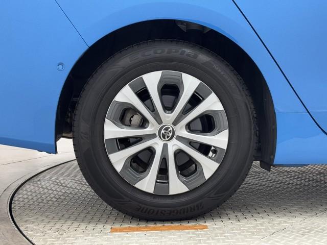 プリウス Ａ　衝突軽減ブレーキシステム　Ｂモニタ　記録簿有　ＬＥＤヘッド　クルーズコントロール　セキュリティー　スマートキー　パワーステアリング　Ｐシート　Ｉストップ　ドライブレコーダー　ＥＴＣ　１オーナー　ＳＲＳ（19枚目）