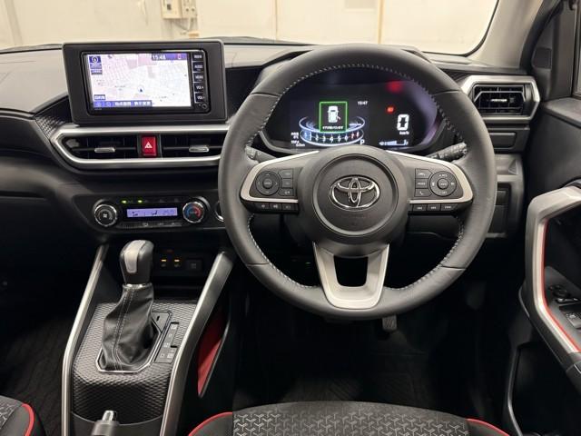 ライズ Ｚ　誤発進抑制機能　エアコン　スマートキー＆プッシュスタート　ドライブレコーダ　ＶＳＡ　盗難防止装置　ワンセグ　ミュージックプレイヤー接続可　アイドリングストップ機能　クルコン　バックモニター　ナビ＆ＴＶ（4枚目）