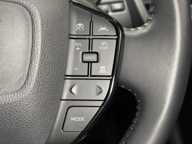 プリウス Ｇ　１オーナー　衝突被害軽減ブレーキ　アイドルストップ　ＬＥＤライト　フルセグＴＶ　ＡＣ１００Ｖ　アルミホイール　クルーズコントロール　記録簿付き　ＴＶ　キーフリー　スマキー　カーテンエアバック　エアコン（9枚目）