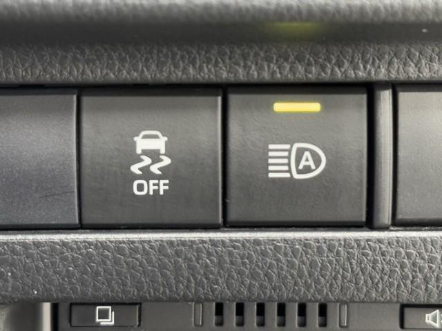 ハリアー Ｚ　衝突被害軽減ブレーキ　電動バックドア　車検整備付　ＥＴＣ２．０　Ｂｌｕｅｔｏｏｔｈオーディオ　ミュージックプレイヤー接続可　ドラレコ　クリアランスソナー　クルーズコントロール　メモリナビ　バックモニタ（15枚目）