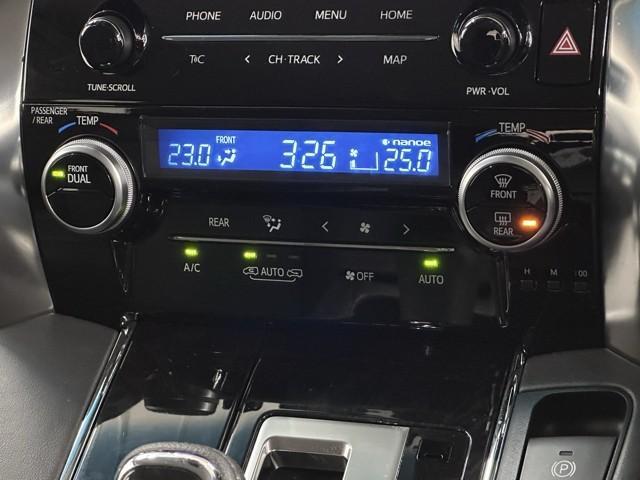 アルファード ２．５Ｓ　Ｃパッケージ　衝突被害軽減ブレーキ　両側電動スライドドア　電動バックドア　２．０ＥＴＣ　Ｂｌｕｅｔｏｏｔｈオーディオ　メディアプレイヤー接続　前後ドライブレコーダー　メモリーナビ　Ｂモニター　エアシート　横滑り防止（12枚目）