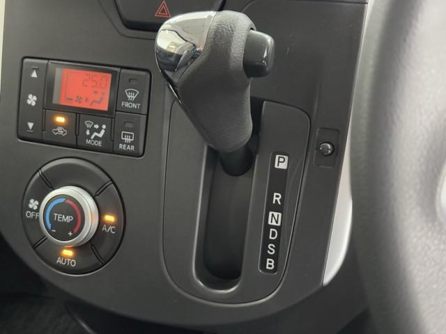 タント Ｘ　ＳＡ　衝突被害軽減ブレーキ　両側自動ドア　ＥＴＣ装着車　踏み間違い防止装置　電格ドアミラー　ＥＣＯアイドル　ナビ＆ＴＶ　１オナ　助手席エアバッグ　盗難警報装置　ＰＷ　ＶＳＣ　運転席エアバッグ　ワンセグ（15枚目）