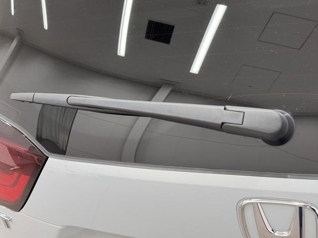 フィット ベーシック　衝突被害軽減ブレーキ　車検整備付　メモリナビ　衝突軽減　ＡＵＸ　１オーナー車　クリアランスソナー　ＶＳＡ　ＥＴＣ車載器　イモビライザー　キーレス　クルーズコントロール　ＢＴ接続　Ｂモニター　ナビ（21枚目）