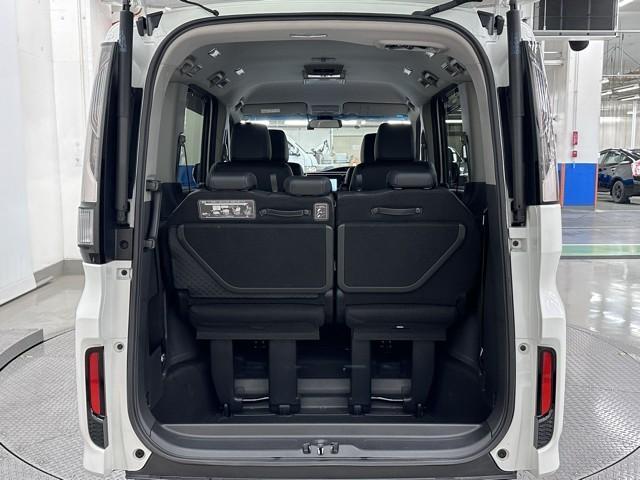 ステップワゴンスパーダ スパーダハイブリッド G・EX ホンダセンシング 衝突被害軽減ブレーキ 後席モニター 両側パワースライドドア ドライブレコーダー 全周囲カメラ メモリーナビ ETC Bluetoothオーディオ 3列シート 7人乗り LEDヘッドライト(22枚目)