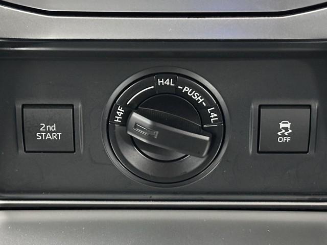 ランドクルーザープラド ＴＸ　Ｌパッケージ　マットブラックエディション　衝突被害軽減ブレーキ　車検整備付　サンルーフ　３６０度カメラ　２．０ＥＴＣ　ドラレコ付き　３列シート　Ｂｌｕｅｔｏｏｔｈオーディオ　ミュージックプレイヤー接続可　４ＷＤ　オートクルーズ　エアシート（14枚目）