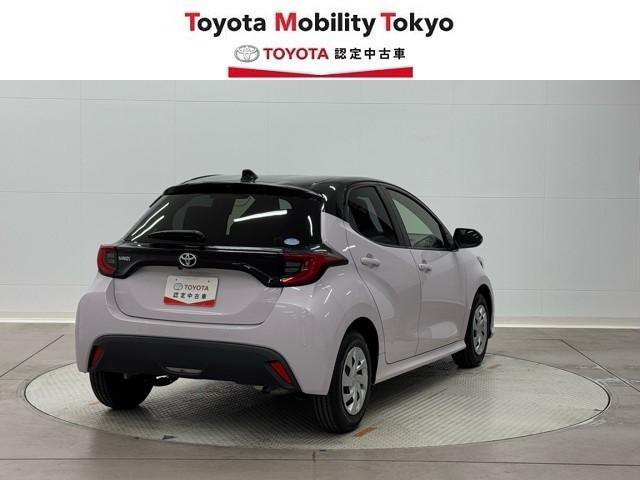 ヤリス Ｇ　衝突被害軽減ブレーキ　車検整備付　前後ドライブレコーダー　ＥＴＣ車載器　ＢＬＵＥＴＯＯＴＨ　ミュージックプレイヤー接続可　ナビゲーション　バックモニター　クリアナンスソナー　ＬＥＤヘッドライト（5枚目）