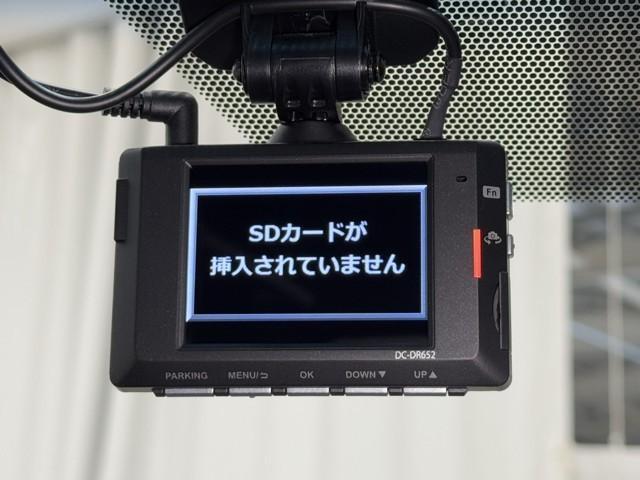 ヴェルファイアハイブリッド Z ゴールデンアイズ 衝突被害軽減ブレーキ 後席モニター 4WD サンルーフ 両側パワースライドドア パワーバックドア ドライブレコーダー 3列シート ETC2.0 AC100V LEDランプ Bluetoothオーディオ(11枚目)