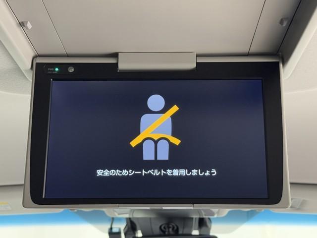 ヴェルファイアハイブリッド ＺＲ　衝突被害軽減ブレーキ　後席モニター　パワーバックドア　両側パワースライドドア　ＥＴＣ２．０　メモリーナビ　ＡＷＤ　ドライブレコーダー　ＢＬＵＥＴＯＯＴＨ　三列シート　１００Ｖ充電　アイドリングストップ（21枚目）