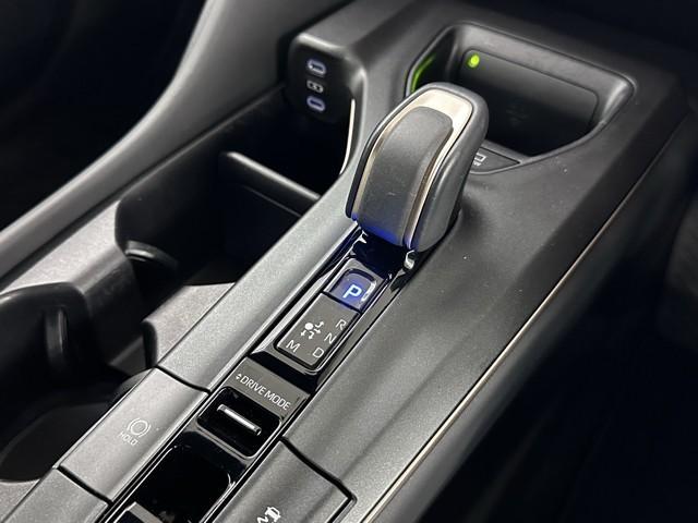 クラウンクロスオーバー ＲＳアドバンスド　衝突被害軽減ブレーキ　サンル－フ　本革エアシート　ＥＴＣ２．０　Ｂｌｕｅｔｏｏｔｈオーディオ　ミュージックプレイヤー接続可　ＬＥＤ　オートクルーズコントロール　前後ドライブレコーダー　４ＷＤ　ＡＢＳ（13枚目）