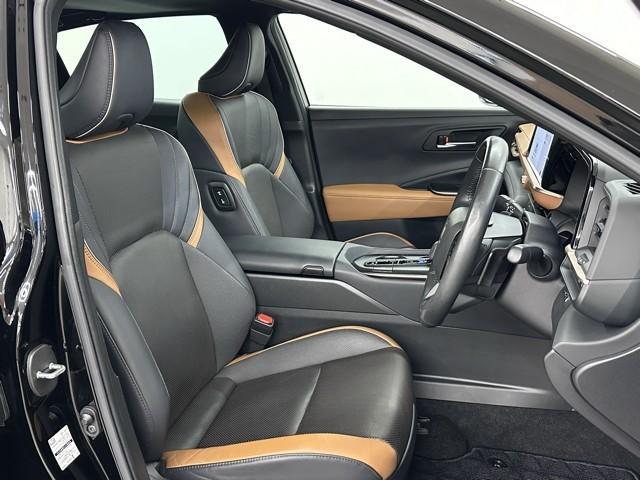 クラウンクロスオーバー ＲＳアドバンスド　衝突被害軽減ブレーキ　サンル－フ　本革エアシート　ＥＴＣ２．０　Ｂｌｕｅｔｏｏｔｈオーディオ　ミュージックプレイヤー接続可　ＬＥＤ　オートクルーズコントロール　前後ドライブレコーダー　４ＷＤ　ＡＢＳ（19枚目）