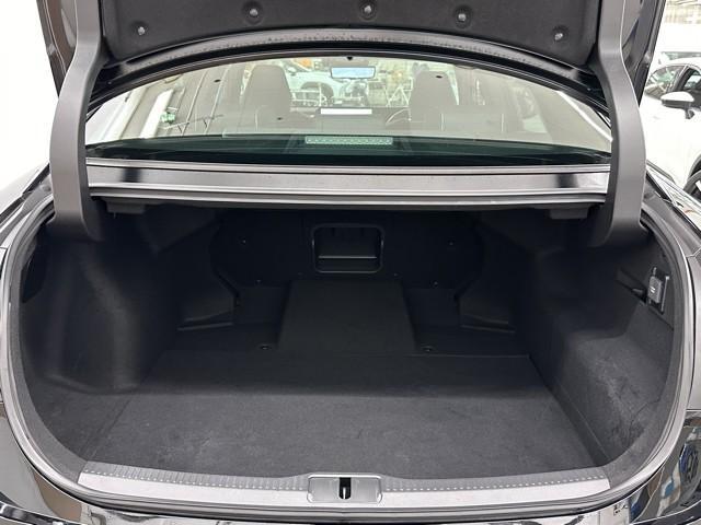 クラウンクロスオーバー ＲＳアドバンスド　衝突被害軽減ブレーキ　サンル－フ　本革エアシート　ＥＴＣ２．０　Ｂｌｕｅｔｏｏｔｈオーディオ　ミュージックプレイヤー接続可　ＬＥＤ　オートクルーズコントロール　前後ドライブレコーダー　４ＷＤ　ＡＢＳ（21枚目）