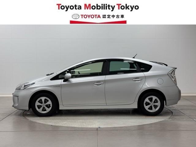 プリウス S アイドリングストップ搭載 Bモニタ- AUX接続可 インテリキー デュアルエアバック エアB イモビライザー ドライブレコ-ダ- ワンオーナー車 ナビTV AUTOエアコン 横スベリ防止 ETC装備(6枚目)