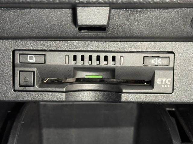 アルファード ２．５Ｓ　Ｃパッケージ　衝突被害軽減ブレーキ　パワーバックドア　両側パワースライドドア　Ｂｌｕｅｔｏｏｔｈオーディオ　メディアプレイヤー接続　３列　ＡＣ１００Ｖ電源　ＥＴＣ車載器　ＬＥＤヘッドライト　スマートキー　ＡＢＳ（11枚目）