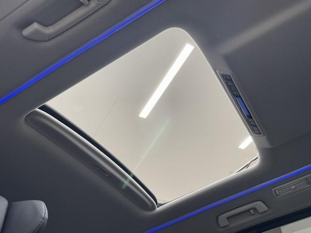 アルファード ２．５Ｓ　Ｃパッケージ　衝突被害軽減ブレーキ　パワーバックドア　両側パワースライドドア　Ｂｌｕｅｔｏｏｔｈオーディオ　メディアプレイヤー接続　３列　ＡＣ１００Ｖ電源　ＥＴＣ車載器　ＬＥＤヘッドライト　スマートキー　ＡＢＳ（22枚目）