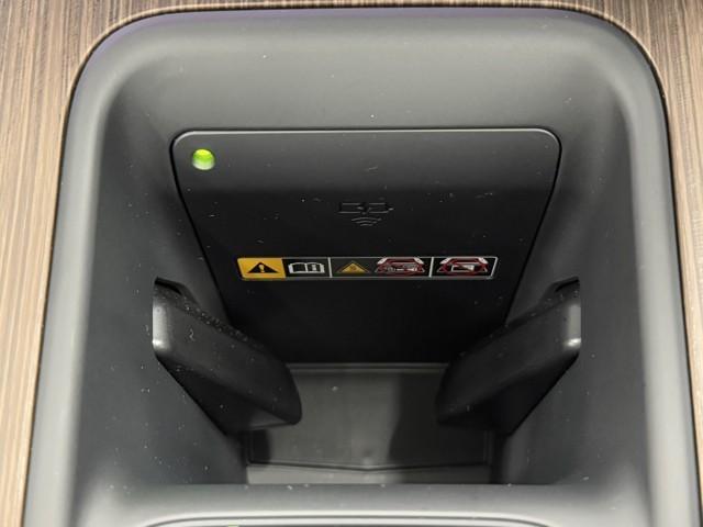 クラウン Ｚ　レザーシート　寒冷地仕様　ＬＥＤヘッドライト　地デジＴＶ　ＡＢＳ　ＡＣ１００Ｖ　パワーシート　アイドリングストップ　バックモニター　スマートキー　ＥＴＣ　ドライブレコーダー　アルミホイール　エアコン（13枚目）