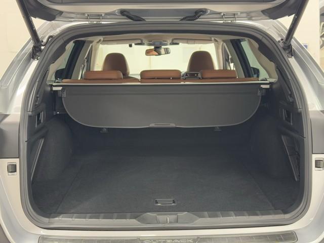 レガシィアウトバック リミテッドＥＸ　衝突軽減装置　アルミホイール　ミュージックプレイヤー接続可　ＡＷＤ　ＬＥＤヘッドランプ　クルコン　フルオートエアコン　メモリーナビ　地上デジタル　ナビＴＶ　キーレスエントリー　ＥＴＣ　電動シート（16枚目）