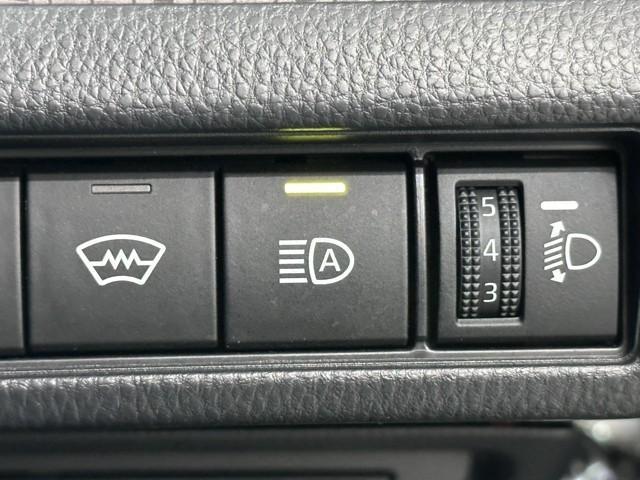 プリウス Ｚ　衝突被害軽減ブレーキ　モデリスタエアロ　４ＷＤ車　車検整備付　ＥＴＣ２．０　パノラマルーフ　ＡＣ１００Ｖ　Ｂｌｕｅｔｏｏｔｈオーディオ　ミュージックプレイヤー接続可　ＬＥＤヘッドライト　全周囲カメラ（17枚目）