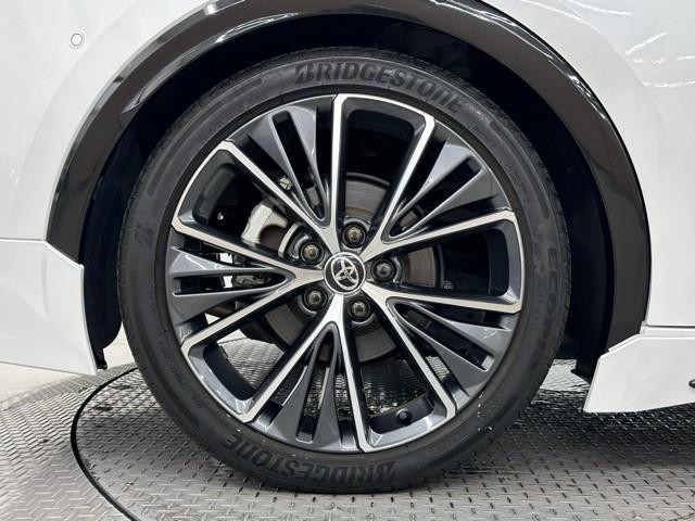 プリウス Ｚ　衝突被害軽減ブレーキ　モデリスタエアロ　４ＷＤ車　車検整備付　ＥＴＣ２．０　パノラマルーフ　ＡＣ１００Ｖ　Ｂｌｕｅｔｏｏｔｈオーディオ　ミュージックプレイヤー接続可　ＬＥＤヘッドライト　全周囲カメラ（22枚目）