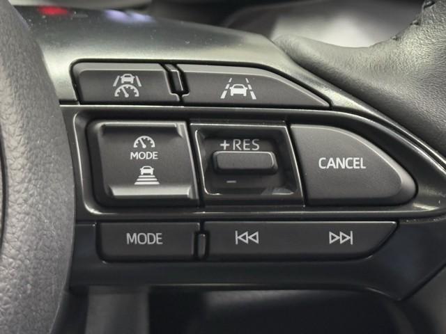 ヤリスクロス Ｇ　ＥＴＣ装備　リヤカメラ　点検記録簿　スマートエントリー　イモビライザー　オートエアコン　アルミホイール　キーレス　パワーウィンドウ　クルコン　ＡＢＳ　ドライブレコーダー　エアバッグ　パワーステアリング（12枚目）