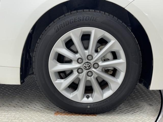 カローラツーリング ハイブリッド　Ｓ　インテリジェントクリアランスソナー　ドラレコ付き　Ｒカメラ　ＡＡＣ　ＬＥＤライト　メディアプレイヤー接続　１オーナー車　横滑防止装置　整備記録簿　クルコン　ＥＴＣ車載器　ナビ＆ＴＶ　キーフリーシステム（20枚目）