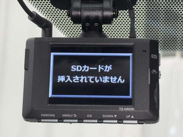 シエンタ ハイブリッドＺ　ＴＳＳ　ワンオーナ　エアバック　キーレスエントリー　ナビＴＶ　イモビライザー　整備記録簿　バックモニター　ＬＥＤヘッドライト　ＥＴＣ車載器　横滑り防止　スマートキー　オートエアコン　サイドエアバッグ（10枚目）