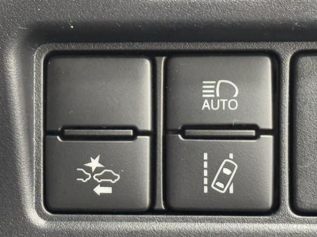 ヴォクシー ZS 煌III 衝突被害軽減ブレーキ 車検整備付 両側パワースライドドア ETC2.0 メモリナビ バックモニター 前後ドライブレコーダー Bluetoothオーディオ 3列シート 7人乗り ABS 横滑り防止装置(13枚目)