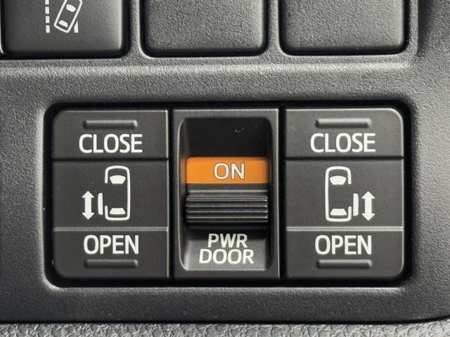 ヴォクシー ZS 煌III 衝突被害軽減ブレーキ 車検整備付 両側パワースライドドア ETC2.0 メモリナビ バックモニター 前後ドライブレコーダー Bluetoothオーディオ 3列シート 7人乗り ABS 横滑り防止装置(16枚目)