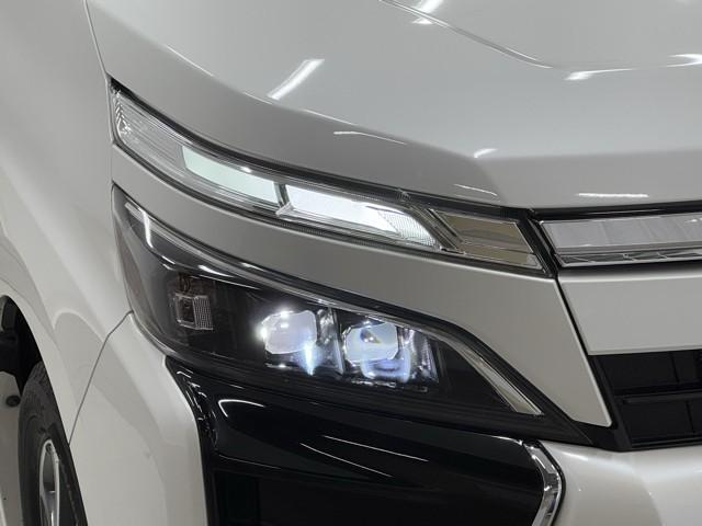 ヴォクシー ZS 煌III 衝突被害軽減ブレーキ 車検整備付 両側パワースライドドア ETC2.0 メモリナビ バックモニター 前後ドライブレコーダー Bluetoothオーディオ 3列シート 7人乗り ABS 横滑り防止装置(20枚目)