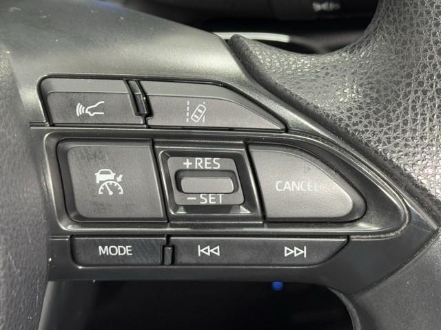 アクア Ｘ　踏み間違い防止　１００Ｖ　イモビ　ナビ＆ＴＶ　ドライブレコーダー　フルセグ　点検記録簿　ＬＥＤヘッドライト　スマートキー　横滑り防止機能　キーレスエントリー　アルミホイール　オートクルーズ　ＥＴＣ（10枚目）