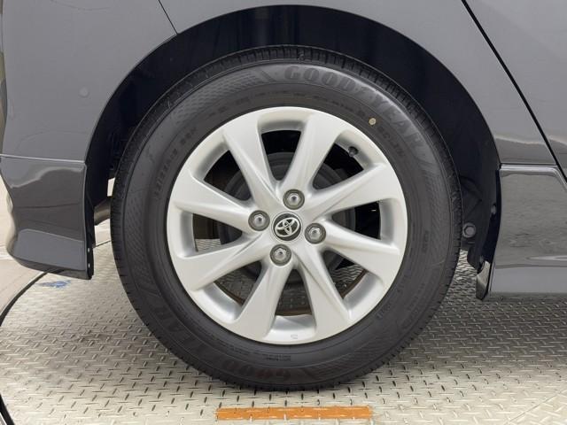 アクア Ｘ　踏み間違い防止　１００Ｖ　イモビ　ナビ＆ＴＶ　ドライブレコーダー　フルセグ　点検記録簿　ＬＥＤヘッドライト　スマートキー　横滑り防止機能　キーレスエントリー　アルミホイール　オートクルーズ　ＥＴＣ（17枚目）