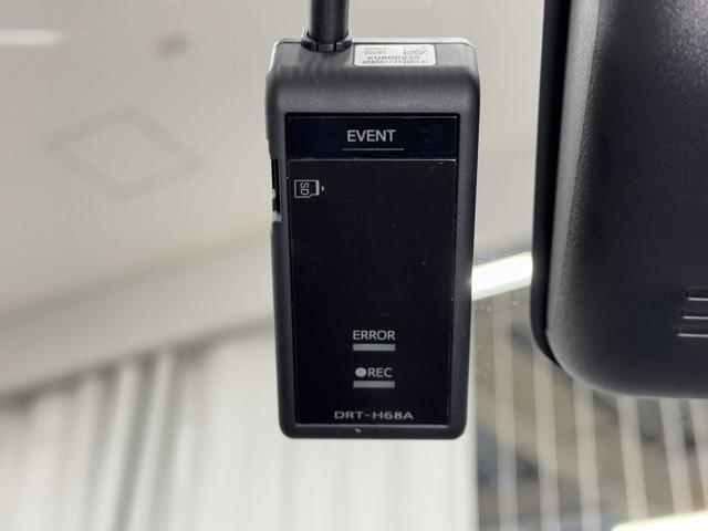 アクア Ｘ　衝突被害軽減ブレーキ　車検整備付　Ｂｌｕｅｔｏｏｔｈオーディオ　ミュージックプレイヤー接続可　全周囲モニタ　ドライブレコーダー　アイドリングストップ　ＬＥＤヘッドライト　メモリーナビ　バックカメラ付き（10枚目）