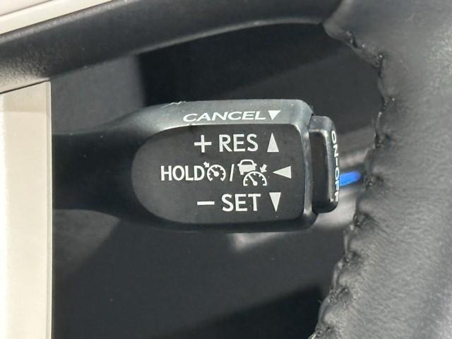 プリウスPHV Sナビパッケージ 衝突被害軽減ブレーキ 車検整備付 Bluetooth対応 ミュージックプレイヤー接続可 クルーズコントロール LEDヘッドライト メモリーナビ バツクカメラ スマートキー ETC2.0 1オーナー(14枚目)